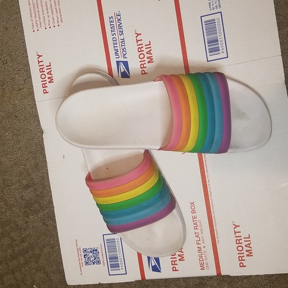 Rainbow Slipper Slides Sz. 9/10 - Picture 5 of 5